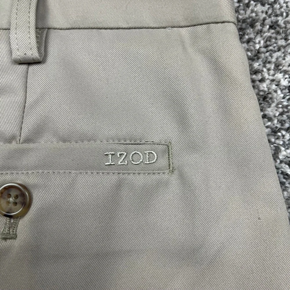 IZOD pnats mens 38X30 Golf performance  Classix Khaki  Microfiber Pleated